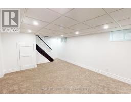 313 RIDDELL STREET - 18