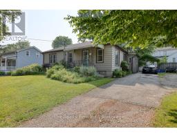 132 CHARLES STREET E - 1