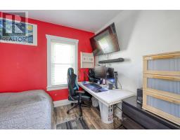 132 CHARLES STREET E - 21