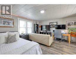 132 CHARLES STREET E - 22