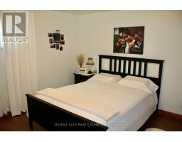 15 - 214 SOUTH STREET W - 21