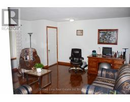 15 - 214 SOUTH STREET W - 9