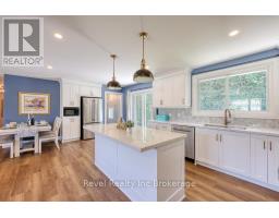 2 RICHARDS COURT - 25