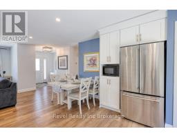 2 RICHARDS COURT - 27