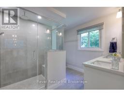 2 RICHARDS COURT - 37
