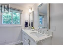 2 RICHARDS COURT - 38