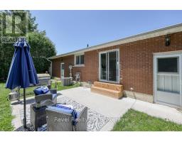 2 RICHARDS COURT - 6