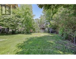 2 RICHARDS COURT - 9