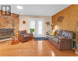 78 HODGINS CRESCENT - 12