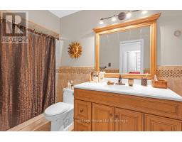 78 HODGINS CRESCENT - 20