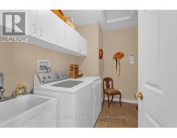 78 HODGINS CRESCENT - 21