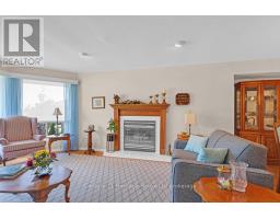 78 HODGINS CRESCENT - 5