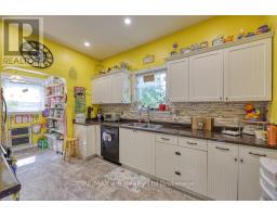 136 CHARLES STREET W - 14