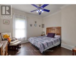 136 CHARLES STREET W - 23