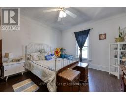 136 CHARLES STREET W - 25