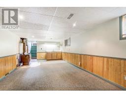 1009 WARWICK STREET - 15