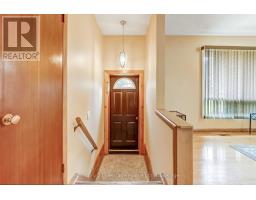 1009 WARWICK STREET - 4