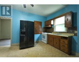 358 GLEBE STREET E - 12