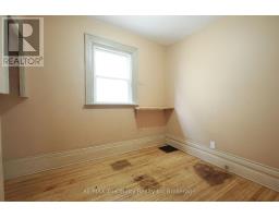 358 GLEBE STREET E - 16