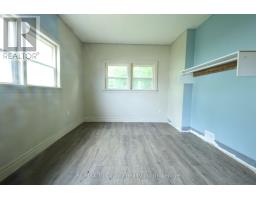 358 GLEBE STREET E - 18