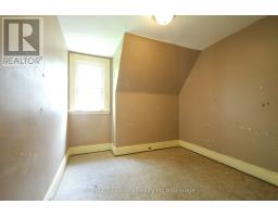 358 GLEBE STREET E - 25