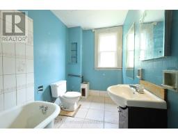 358 GLEBE STREET E - 28