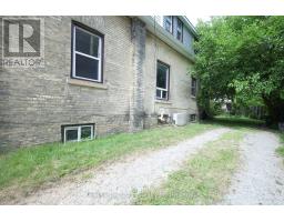 358 GLEBE STREET E - 6