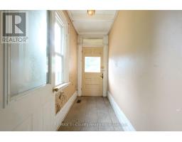 358 GLEBE STREET E - 9