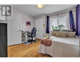 10 WESTVIEW COURT - 19