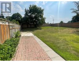2 CHIPPEWA AVENUE - 23