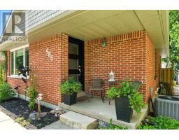 485 HURON STREET - 5