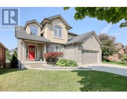 174 KINGFISHER AVENUE - 2