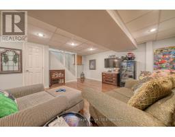 12 STEELE STREET - 24