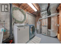 12 STEELE STREET - 33