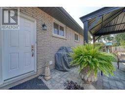 12 STEELE STREET - 34