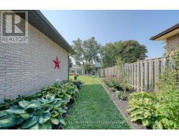 12 STEELE STREET - 38