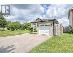 109 CANROBERT STREET - 32