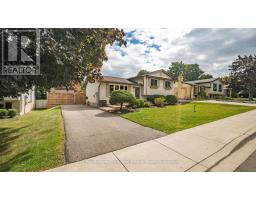 15 FERGUSSON AVENUE - 3