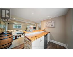 15 FERGUSSON AVENUE - 30