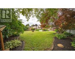 15 FERGUSSON AVENUE - 38