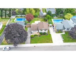 15 FERGUSSON AVENUE - 6