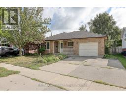 42 JOHN DAVIES DRIVE - 1