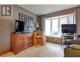 42 JOHN DAVIES DRIVE - 11
