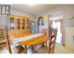 42 JOHN DAVIES DRIVE - 17