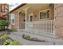 42 JOHN DAVIES DRIVE - 2