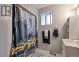 42 JOHN DAVIES DRIVE - 28