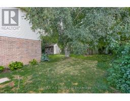 42 JOHN DAVIES DRIVE - 3