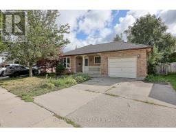 42 JOHN DAVIES DRIVE - 37