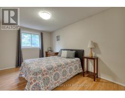 19 HEATHWOOD COURT - 23