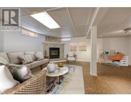 19 HEATHWOOD COURT - 31